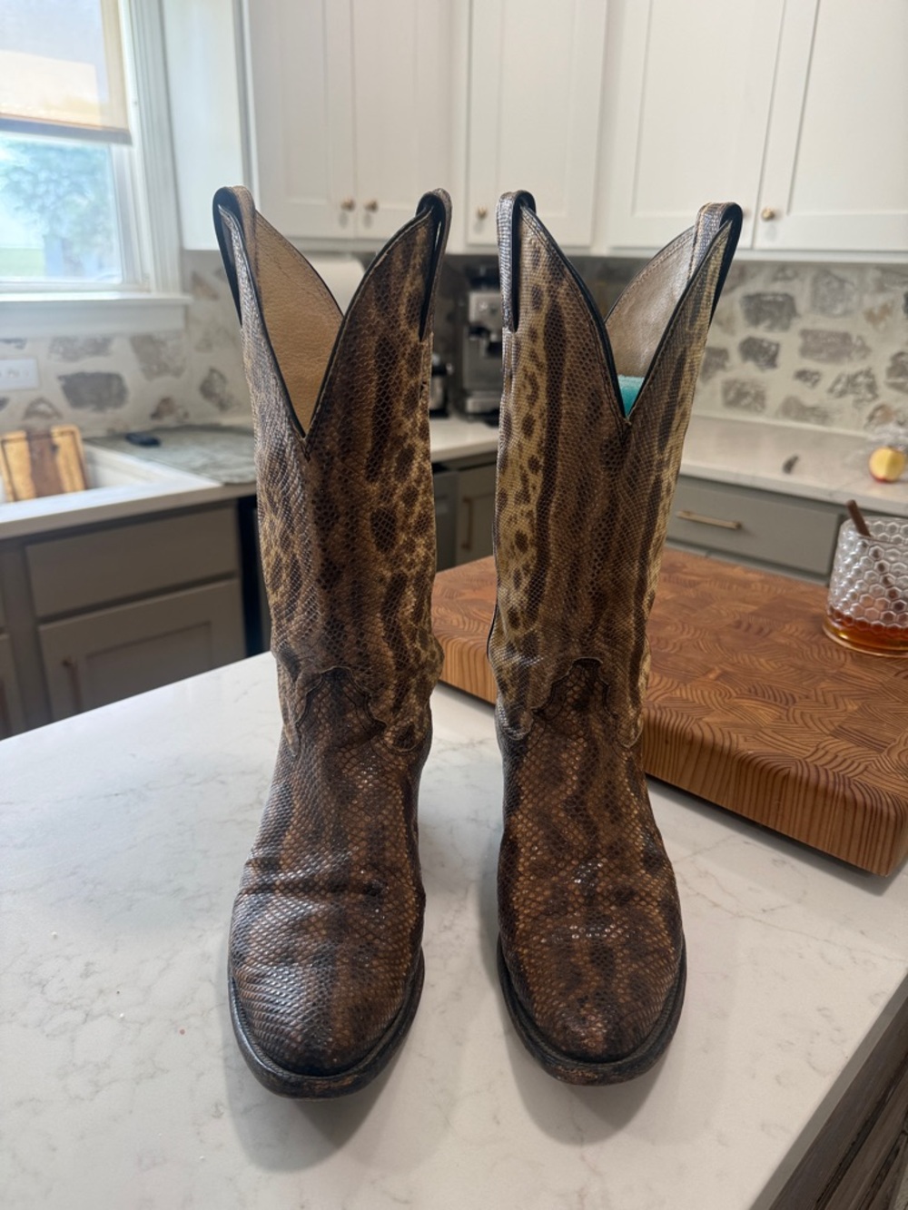 Vintage Justin Snakeskin Cowboy Boots (Women’s) - Picture 2 of 7